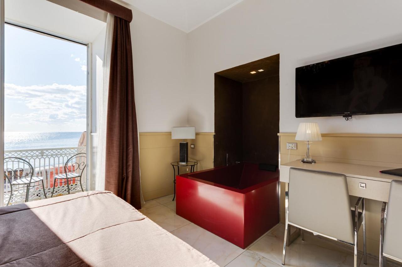 Partenope Relais 4*